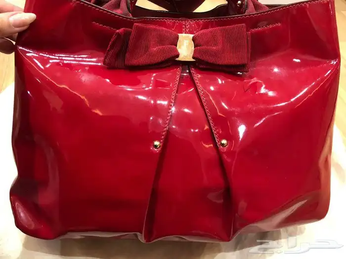 شنطة فيرغامو أصليه من البوتيك في دبي مول استعمال قليل 4