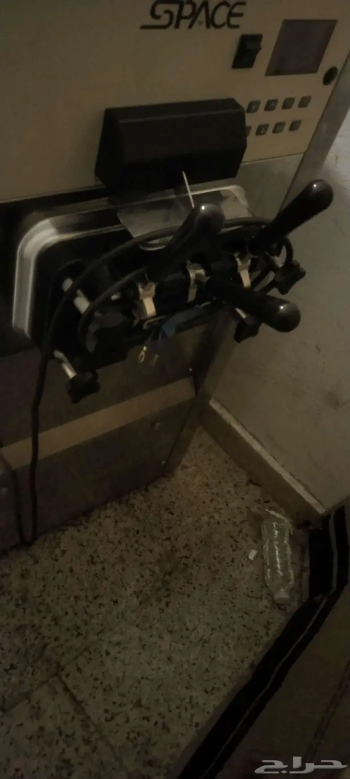 مكينه ايسكريم سبيس للبيع فرصه 4