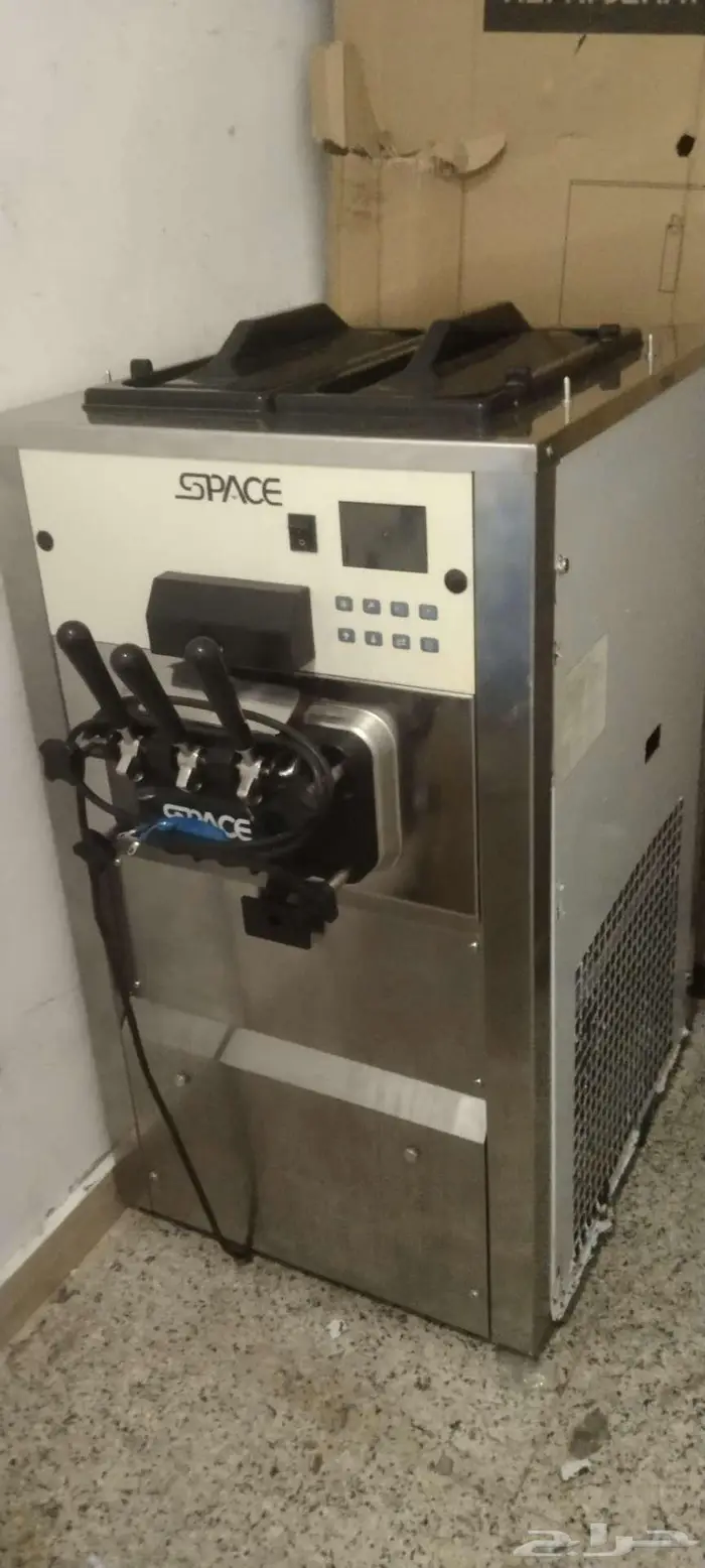 مكينه ايسكريم سبيس للبيع فرصه 1