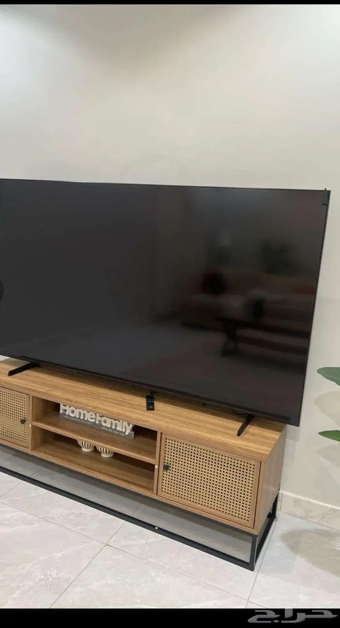 SAMSUNG  65 Inch 4K Smart TV 3