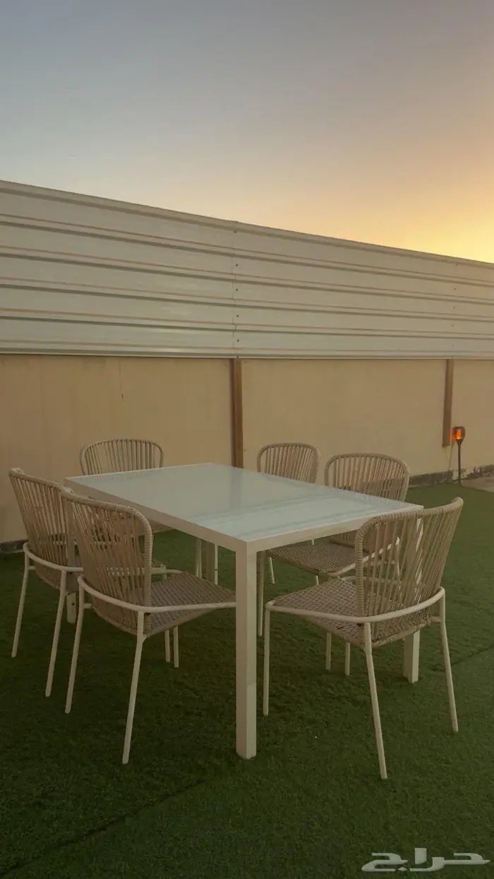 طاولة حديقة للبيع 0