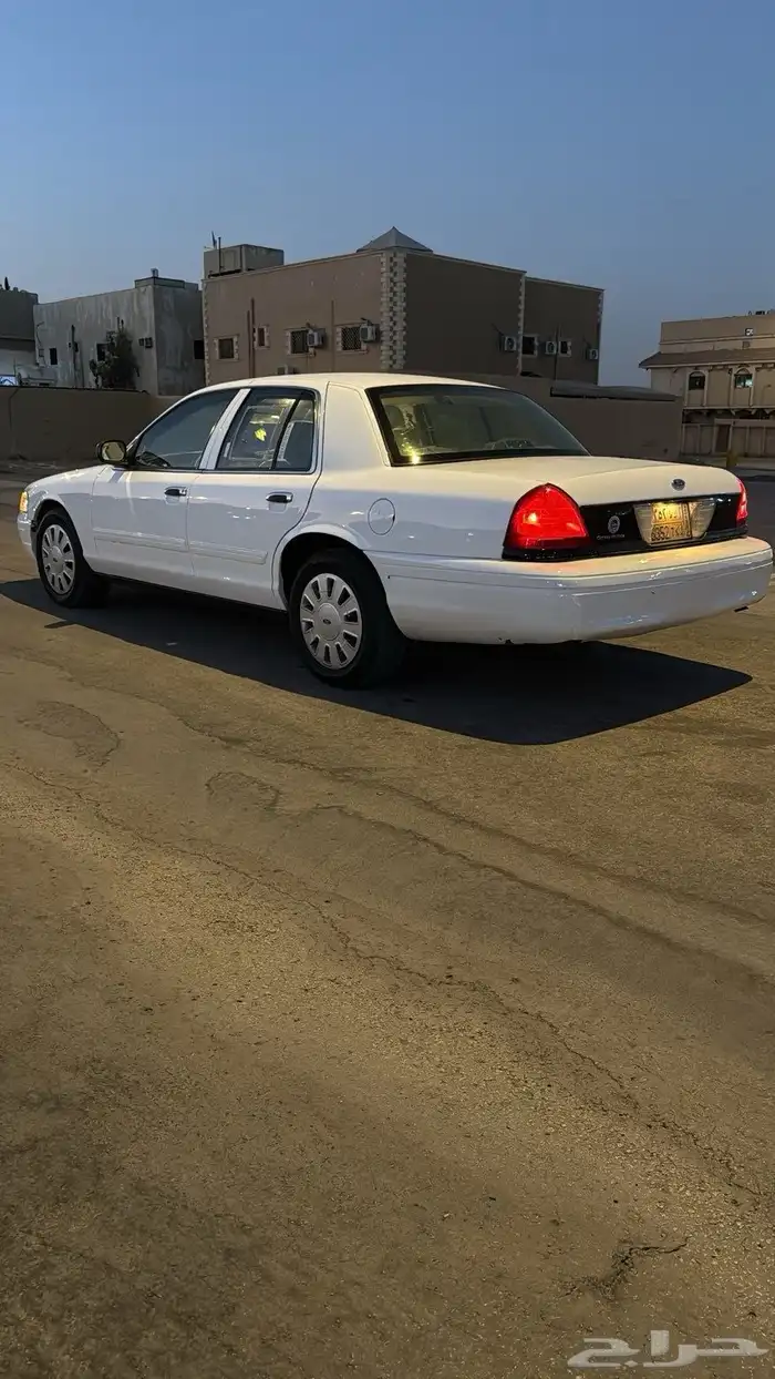 فورد فكتوريا 2009 5