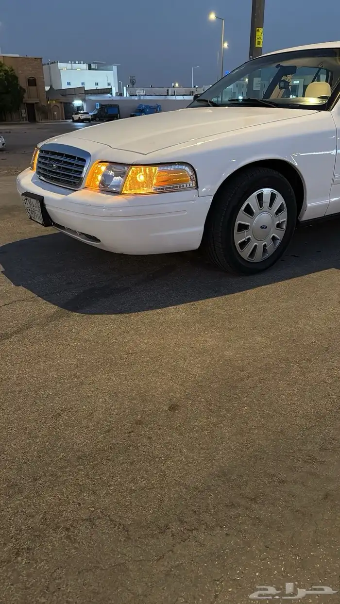 فورد فكتوريا 2009 4