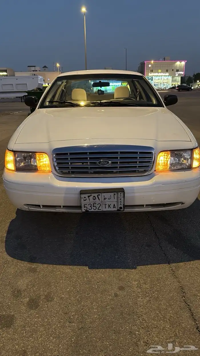 فورد فكتوريا 2009 3