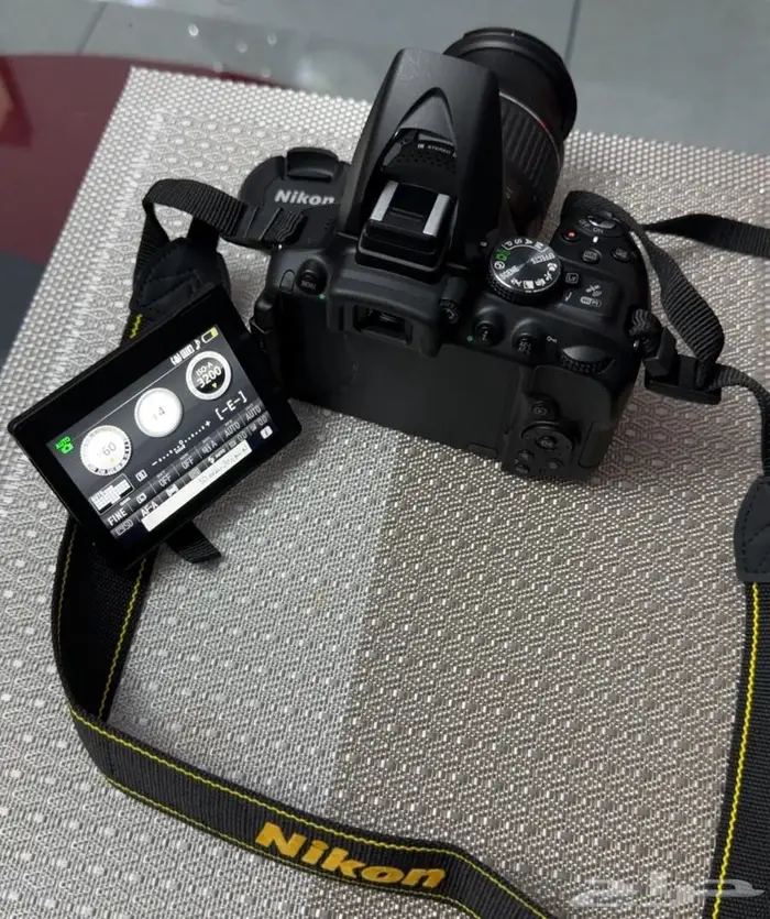 كيمرة تصوير نيكون 1
