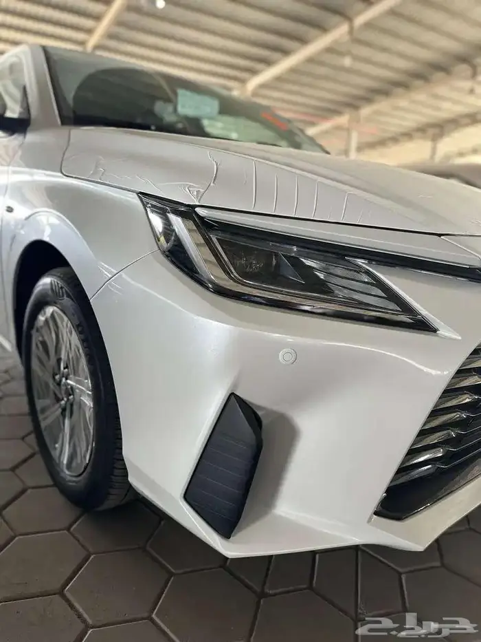 تويوتا يارس واي بلس 2026 5