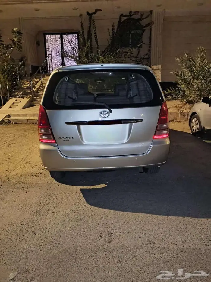 تويوتا انوفا 2006 2