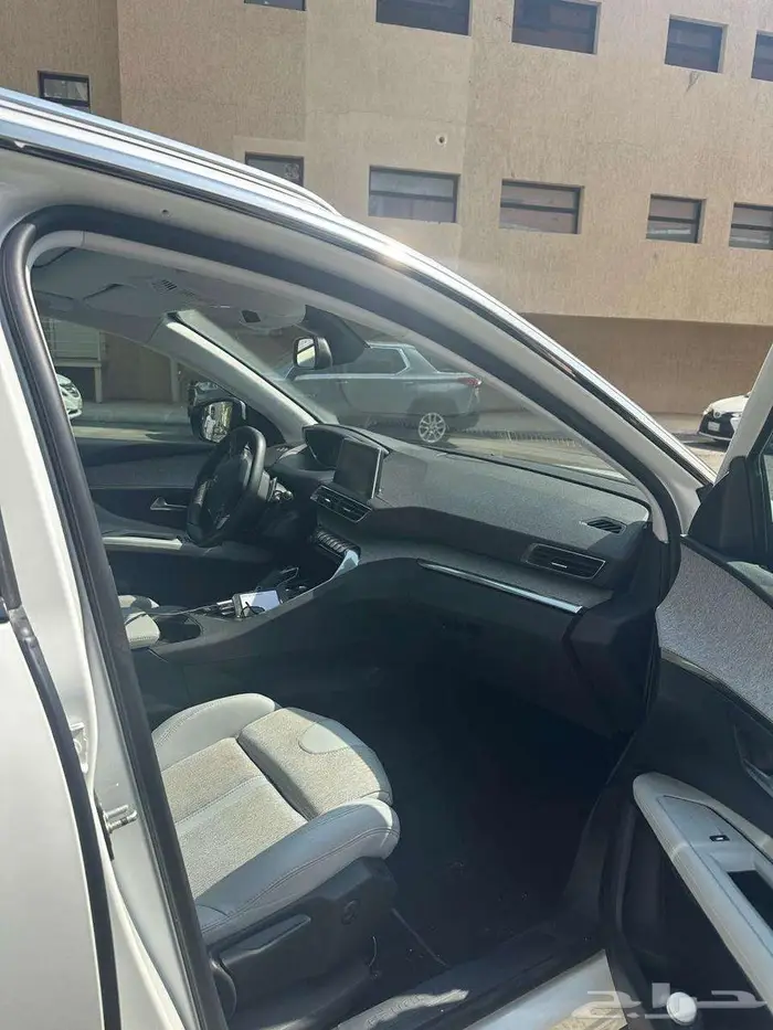 بيجو 3008 موديل 2021 6