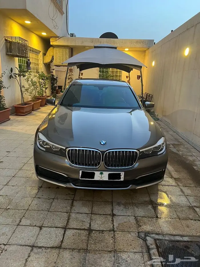 بي ام دبليو الفئة 730 موديل 2019 0