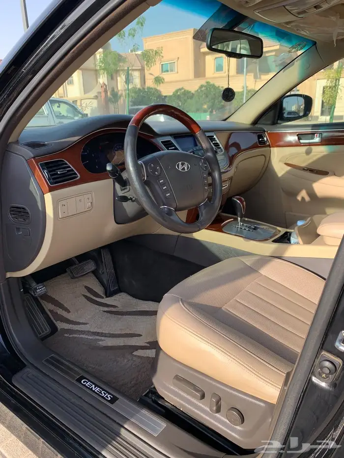 للبيع جينيسس 2014 مالك اول 4