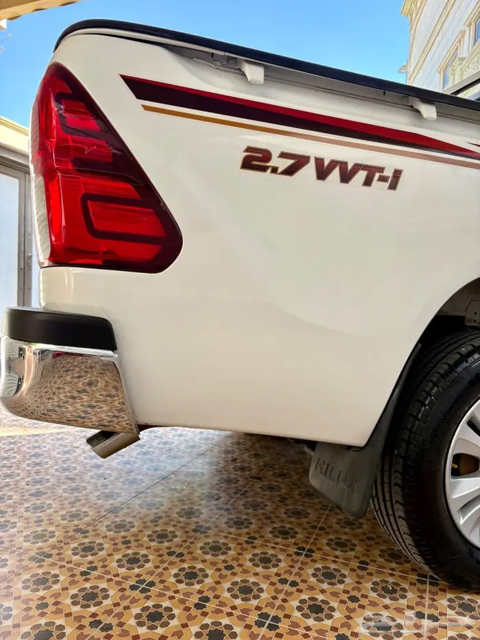 للبيع هايلكس ماشي قليل اتوماتيك 2017 5