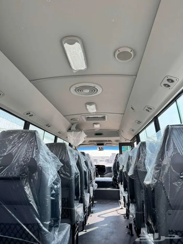 باص 26 راكب هيونداي كوانتي ديزل - انتاج 2025 7