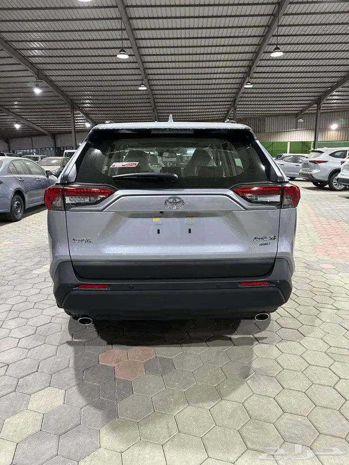 تويوتا راف فور XLE موديل 2025 3