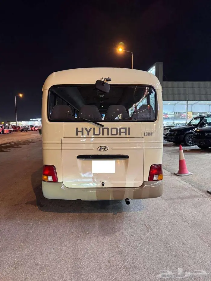 هونداي كونتي 2015 ديزل 23 راكب 3