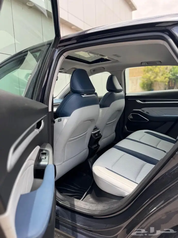 جيلي امجراند 2023 السعر 34 الف 9