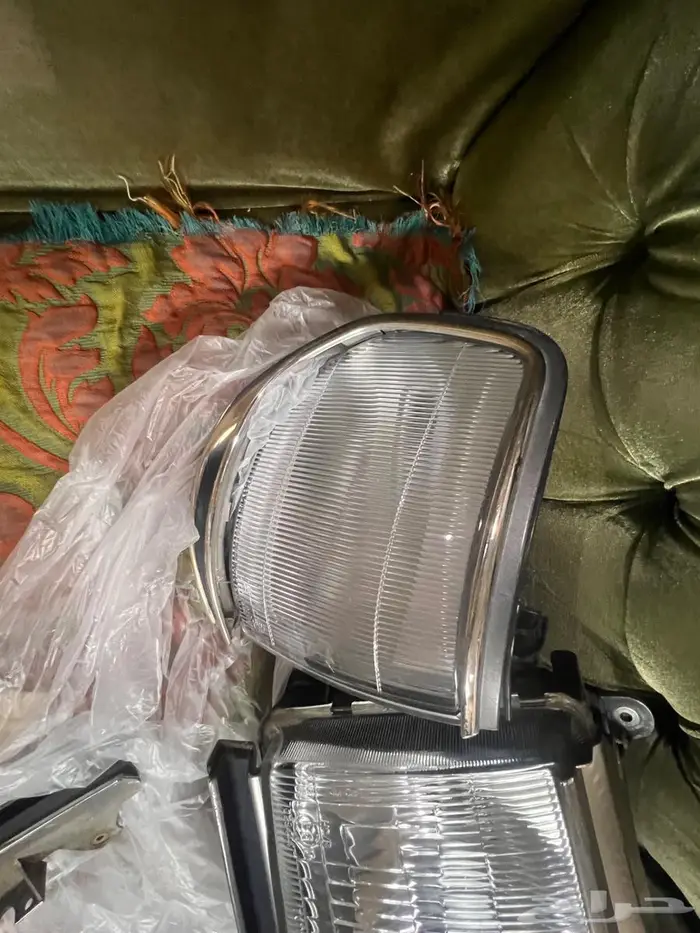 للبيع اكسسورات لاندكروزر من 90 الى 97 3