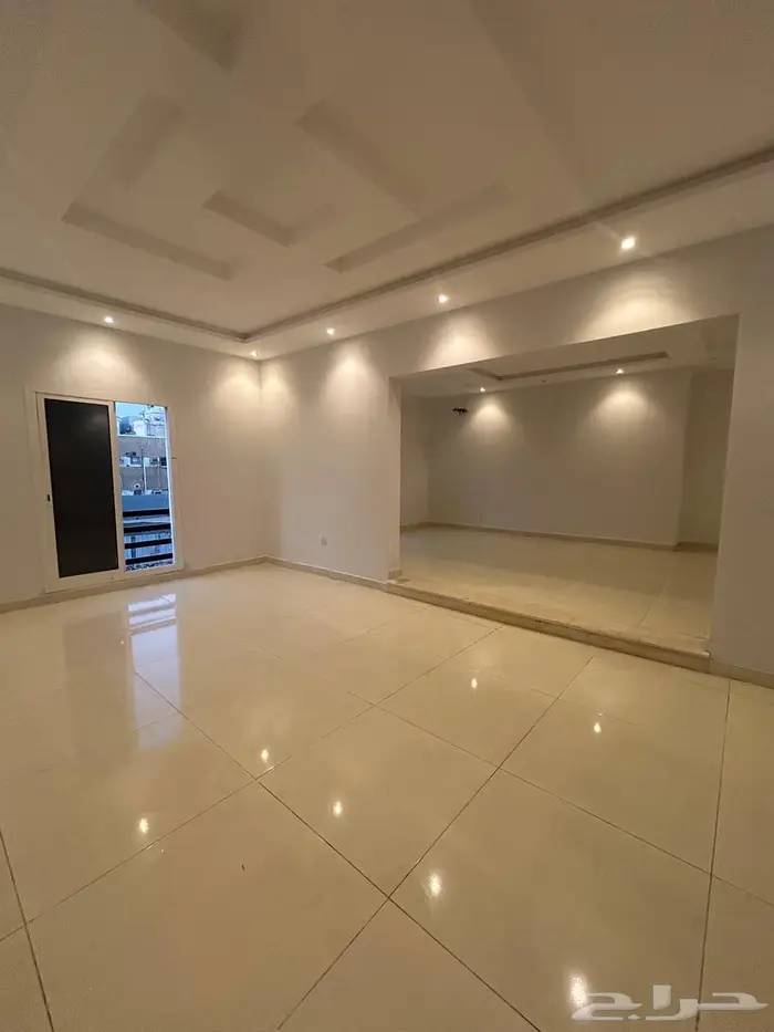شقق فاخرة للإيجار حي السلامة 2