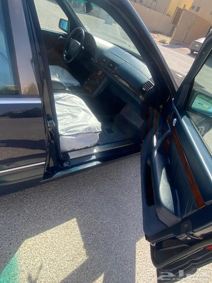 شبح مخزن 1995 8