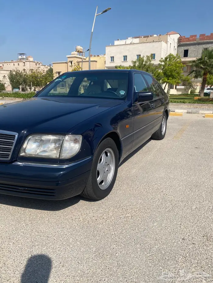 شبح مخزن 1995 12