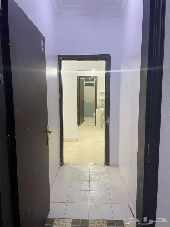 للإيجار شقه بحي النهضة قريبة من طريق خريص وسلمان الفارسي 2