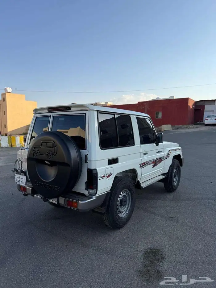 جيب ربع م 2022 فل كامل ابيض - سعودي 4