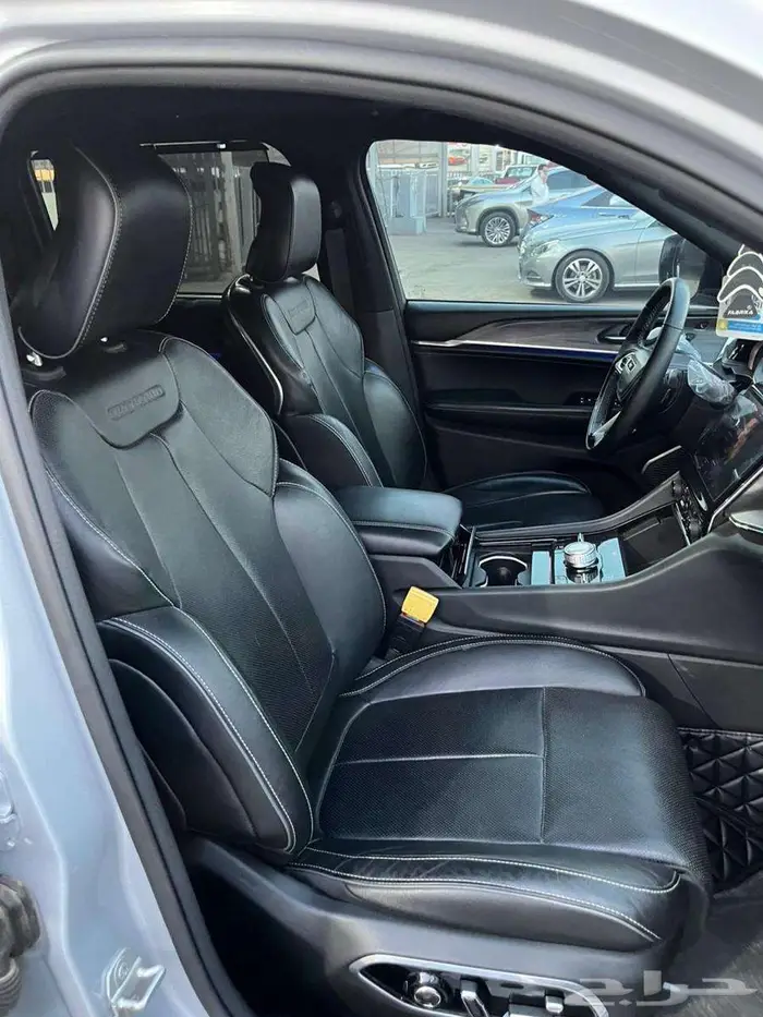 جيب جراند شيروكي 2023 فل كامل 18