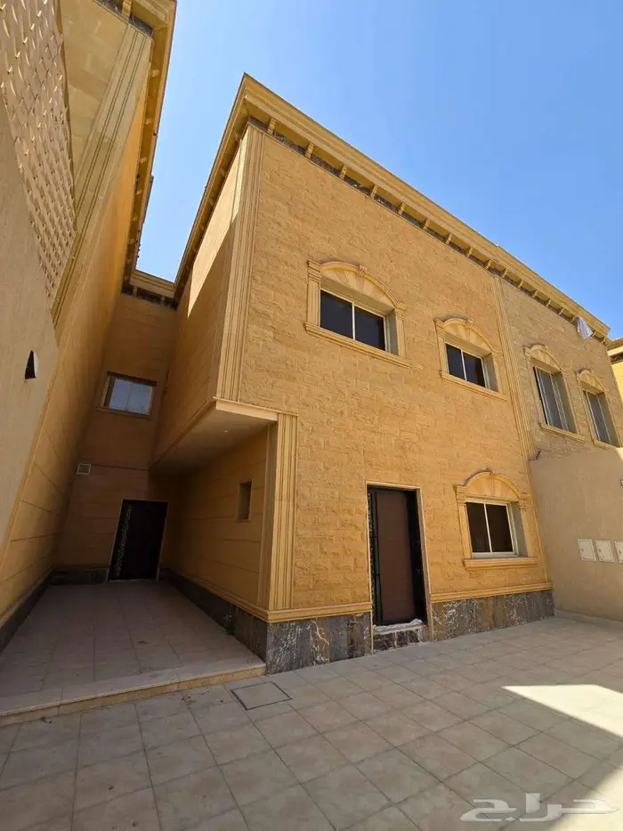 فيلا فاخرة للبيع 20