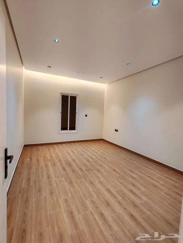 فيلا ثلاث ادوار فاخره 25