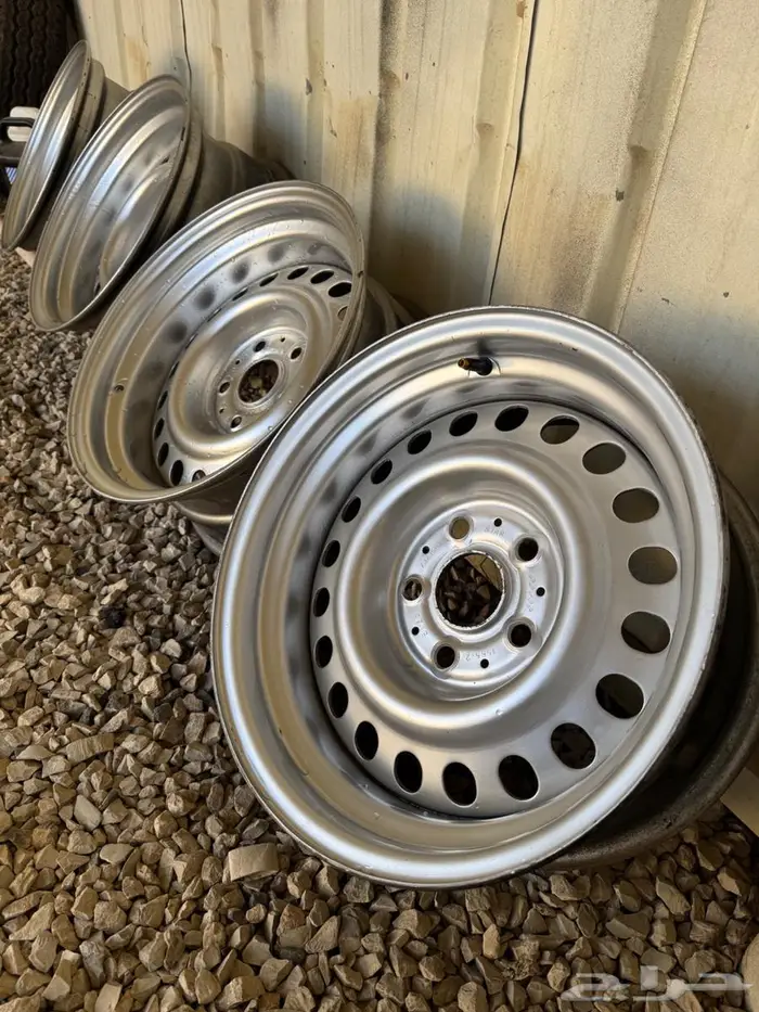 جنوط هايلوكس مرسيدس تبريزه 2 0