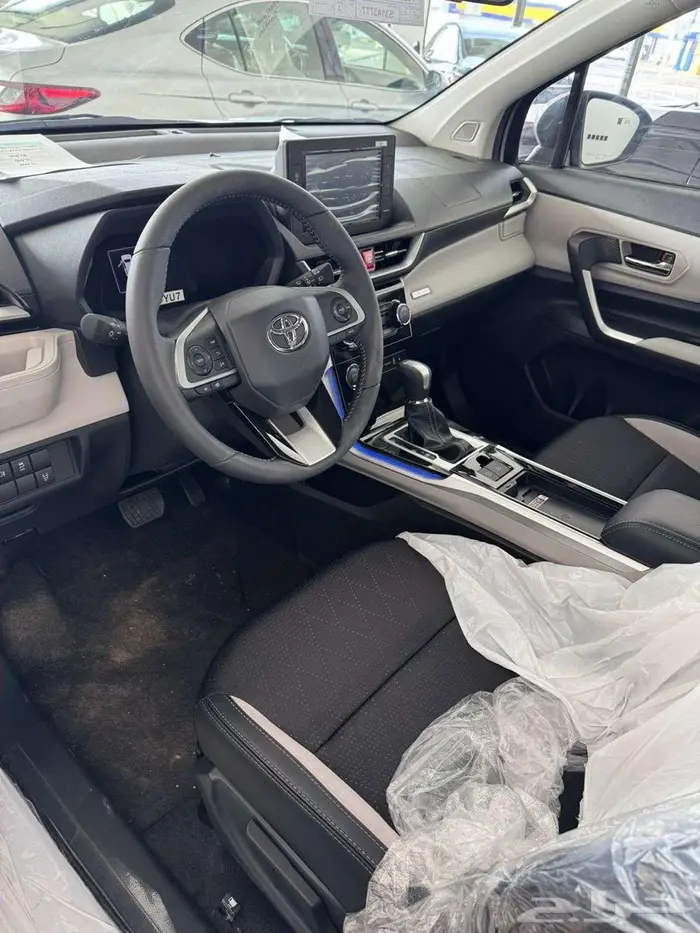 تويوتا فيلوز م 2025 GLX - سعودي 3