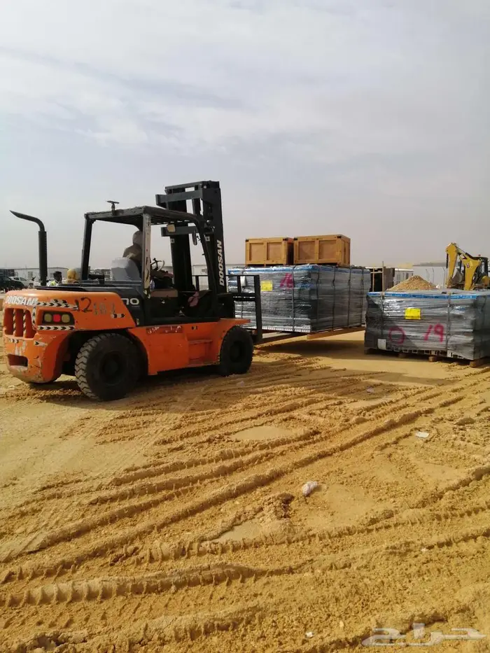 رافعه شوكيه فركلفت للتأجير 3