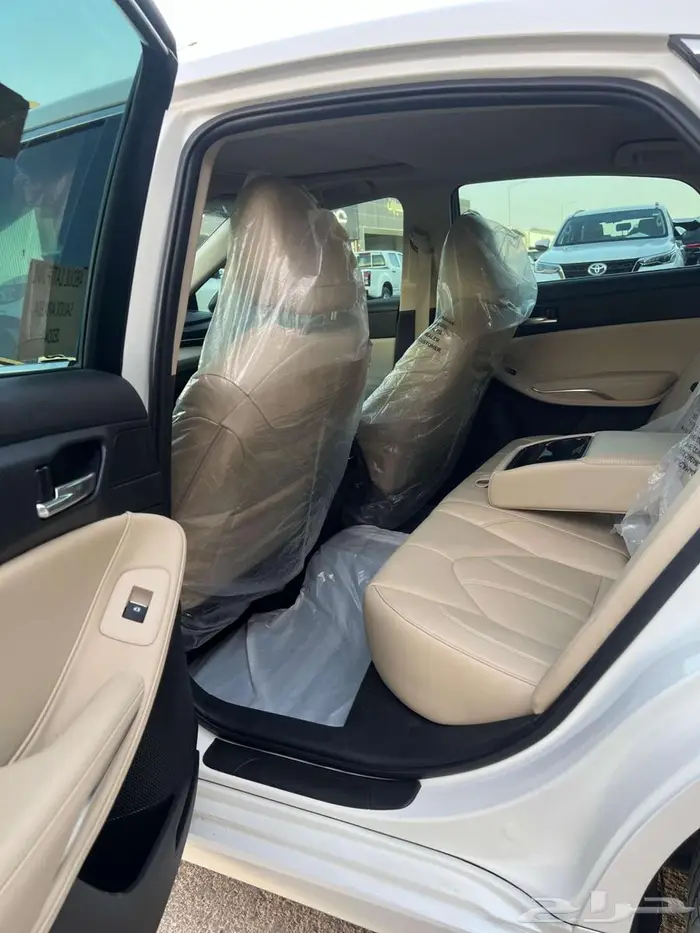 تويوتا افالون تورنق موديل 2022-معرض خلف للسيارات 8