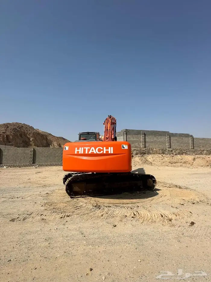 بوكلين هيتاشي 2010 2