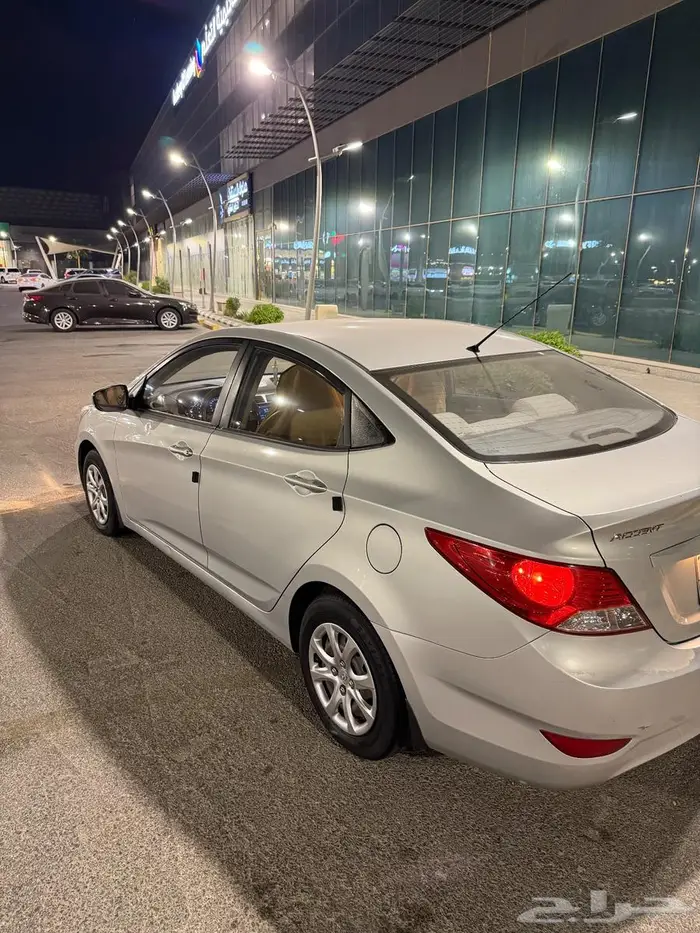 هيونداي اكسنت 2015 وكاله مخزن 4