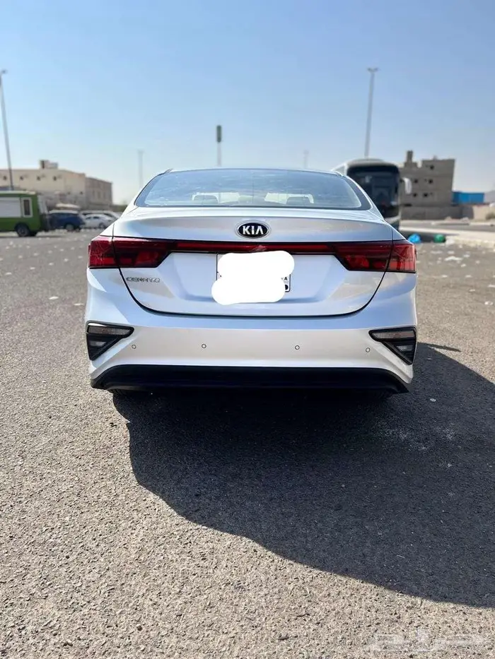 كيا سيراتو2021 4