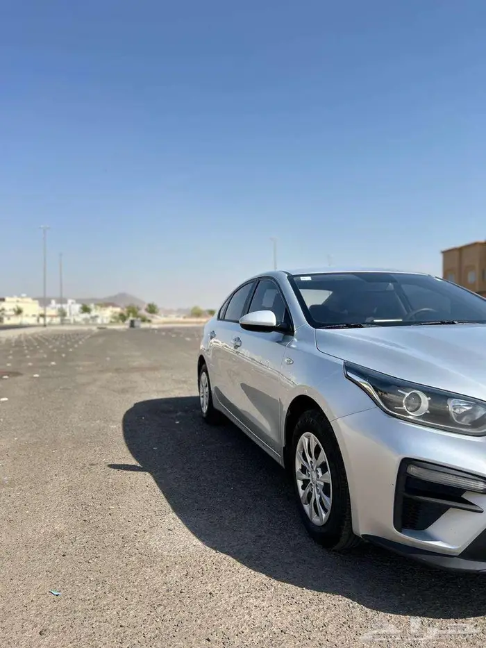 كيا سيراتو2021 7