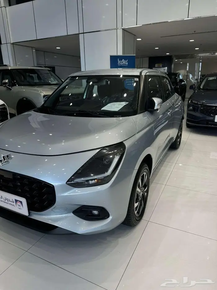 سوزوكي سويفت 2025 GLX 1