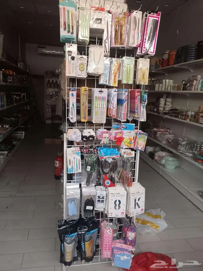 محل خردوات للتقبيل 30