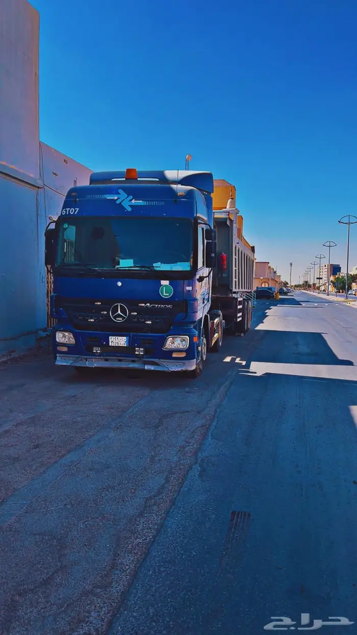 شاحنة تريلا مرسيدس اكتروس 2005 0