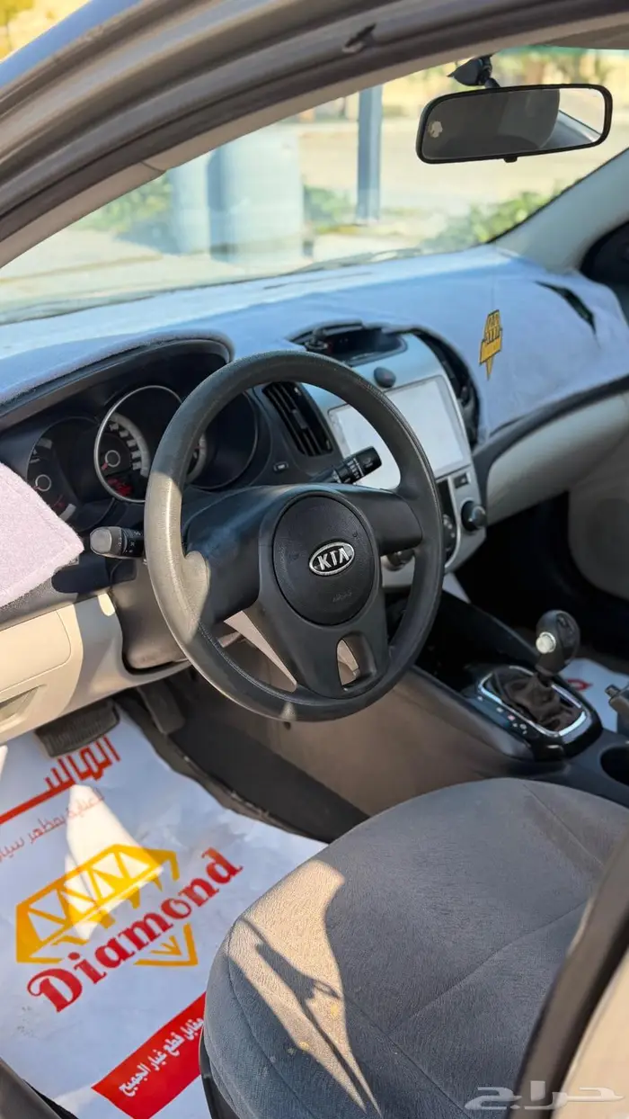كيا سيراتو 2012 8