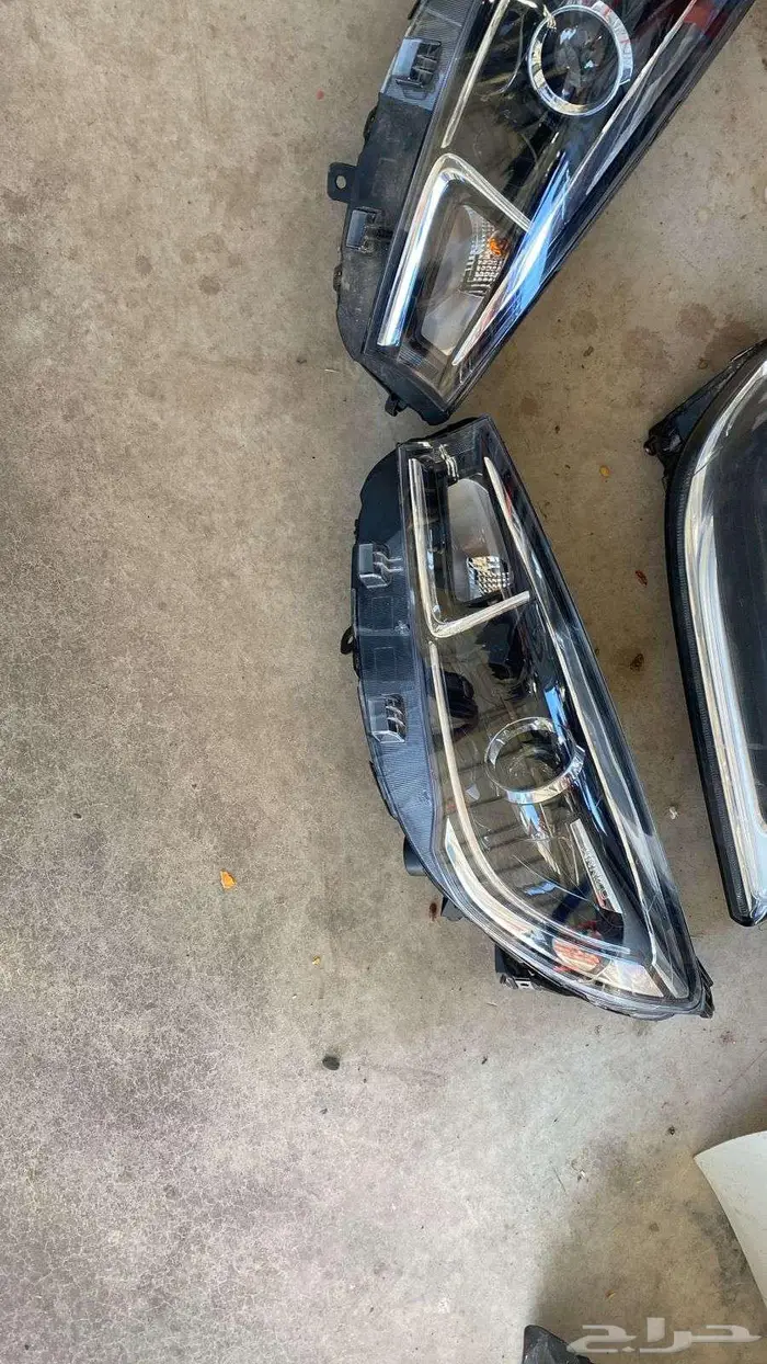 للبيع شمعات اريزو 5 اصلي وكاله 2022 2025 2