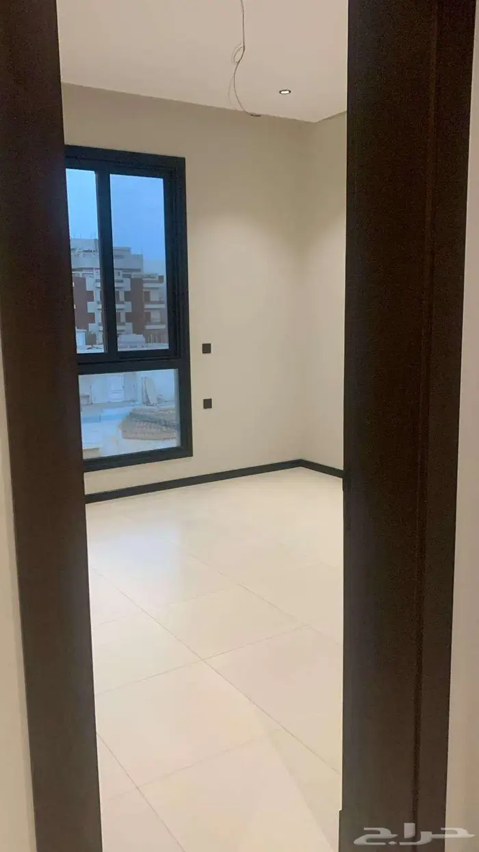 شقه للإيجار حي النهضة 7