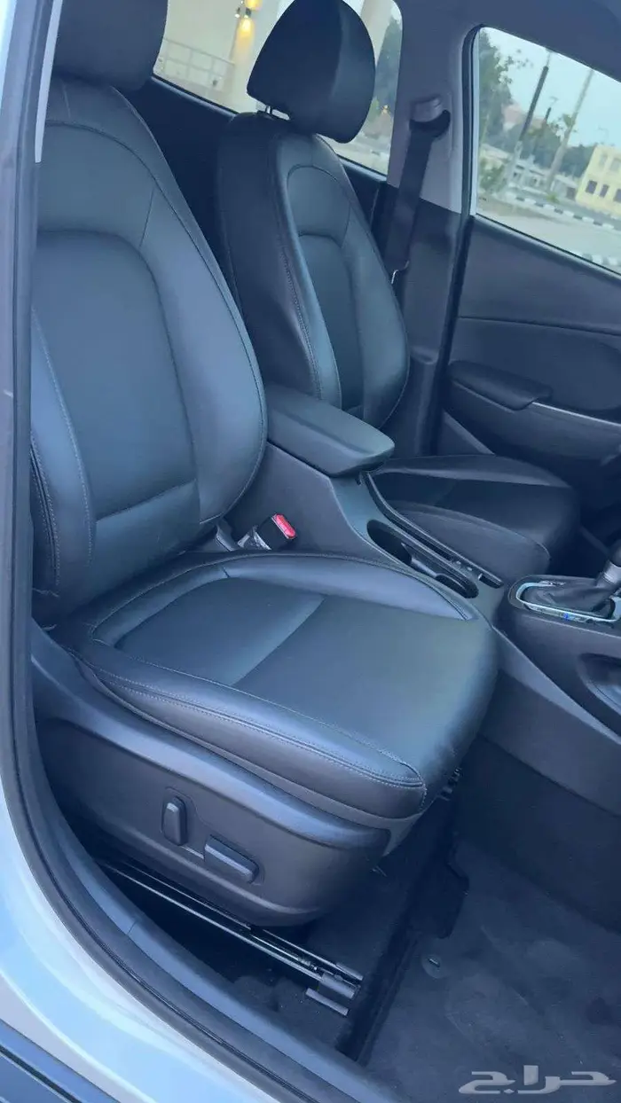 هونداي كونا 2022 مكينة 2000 بطاقة جمركية 23