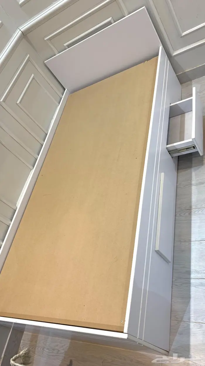 سرير للبيع 0