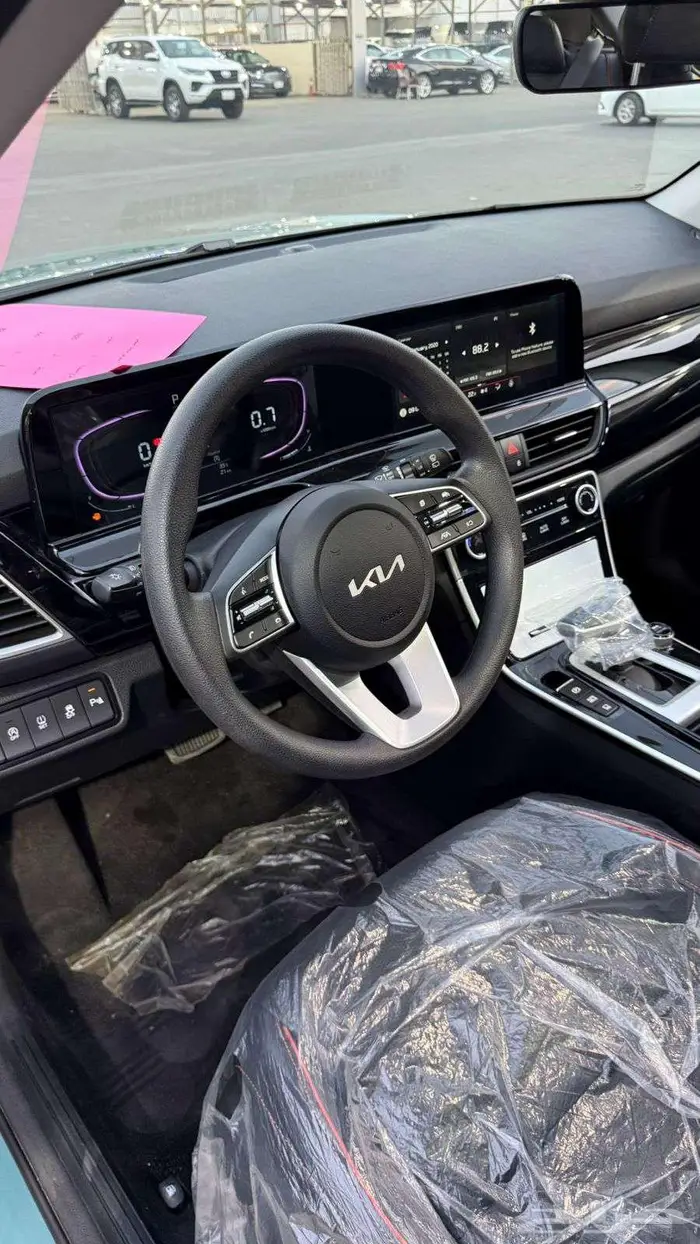 كيا سيليتوس 2025 اصفار كمفورت 9