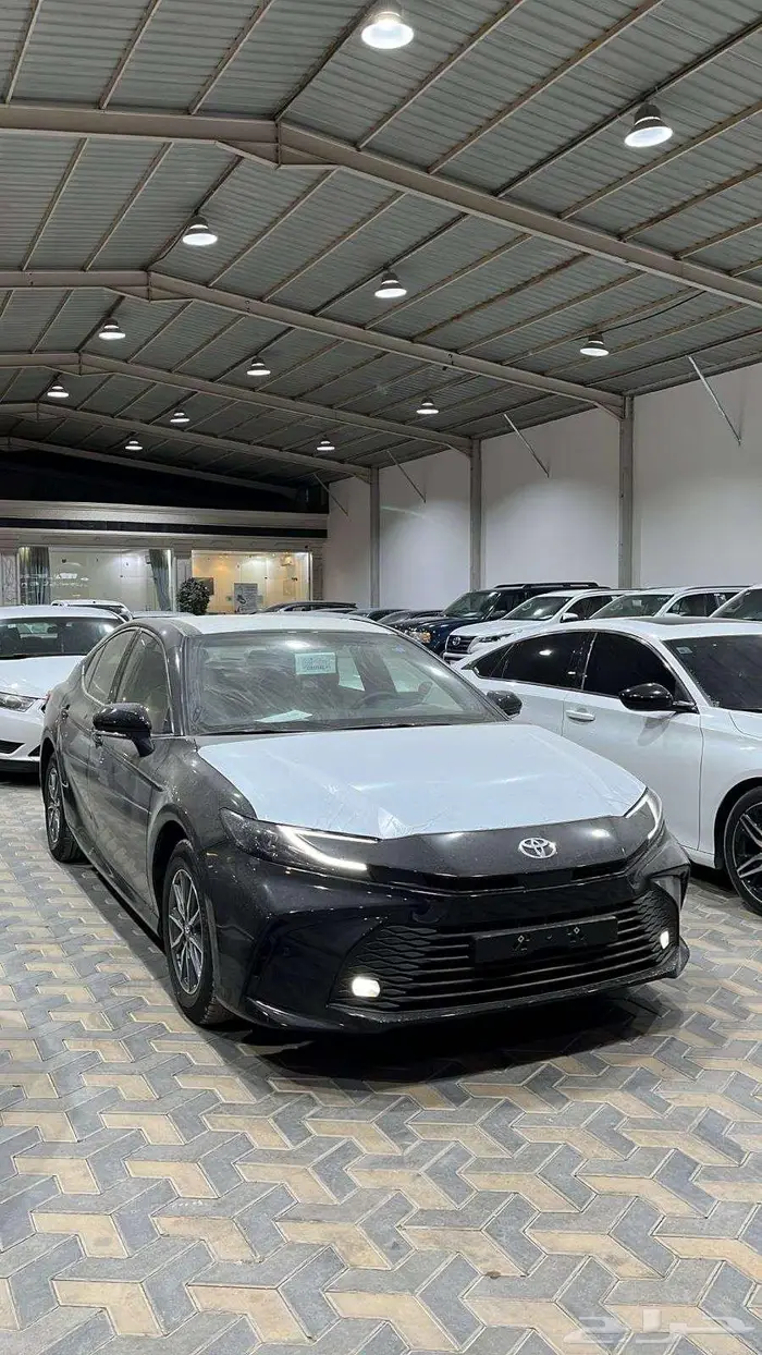 تويوتا كامرى E استاندر سعودى موديل 2025 1