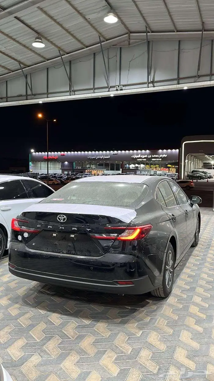 تويوتا كامرى E استاندر سعودى موديل 2025 3