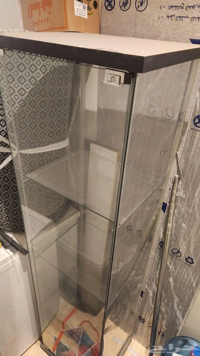 دولا زجاجي ايكيا 0