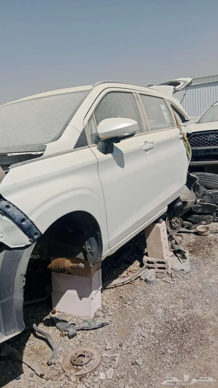 تشليح الحائر لجميع انواع قطع غيار السيارات 3