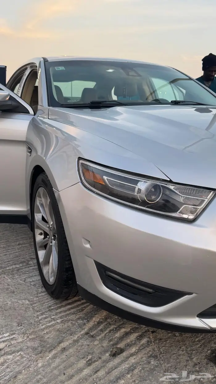 فورد توروس 2015 فل كامل (( ليمتد )) فل الفل 1